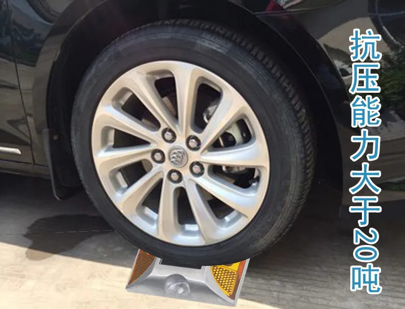 105*105*23mm Double Sides Cast Aluminum Alloy Reflect Light Solar Energy Curve Road Stud