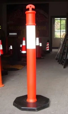 1100mm (43 inch) Flexible Delineator Posts Traffic Sign