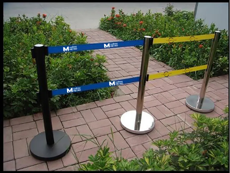 36 Inch Bank Queue Line Crowd Control Barrier Queue Post Silver/Gold/Black Retractable Stanchion