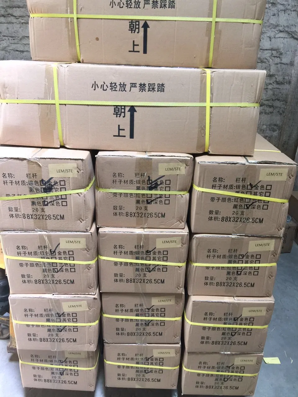 36 Inch Bank Queue Line Crowd Control Barrier Queue Post Silver/Gold/Black Retractable Stanchion