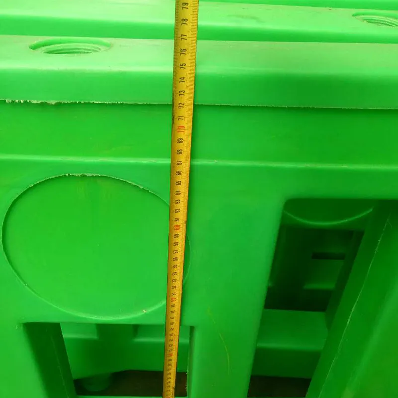 Green Driveway Barrier Go Kart Plastic Barriers for Sale