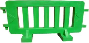 Green Driveway Barrier Go Kart Plastic Barriers for Sale