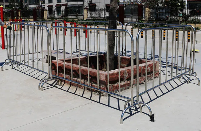 Portable Safety Fences Movable SS304 Crowd Control Barriers UK