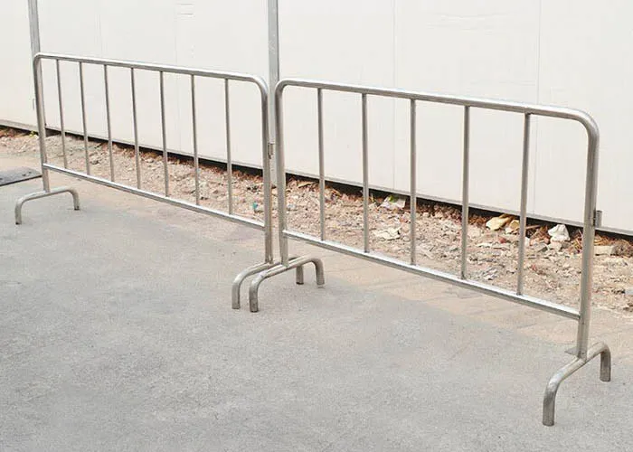 Security Mobile Certral Isolation Barrier SS304 316 Portable Fences with Brand