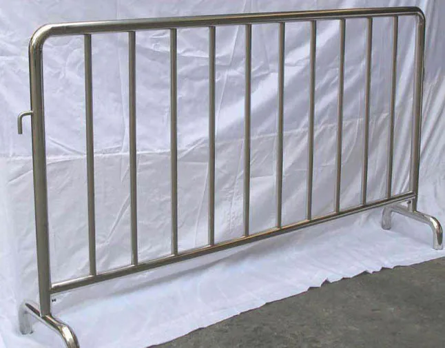 Security Mobile Certral Isolation Barrier SS304 316 Portable Fences with Brand