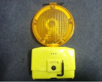 Sitting Type Traffic Barrier Flashing Warning Light, CE Traffic Road LED Barricade Warning Light