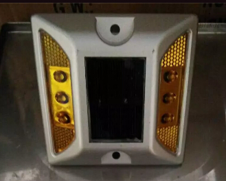 Solar LED Aluminium Road Stud with Stand