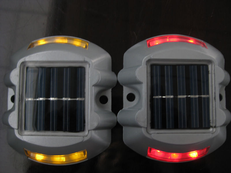 Top Sale IP68 Waterproof Solar Road Stud